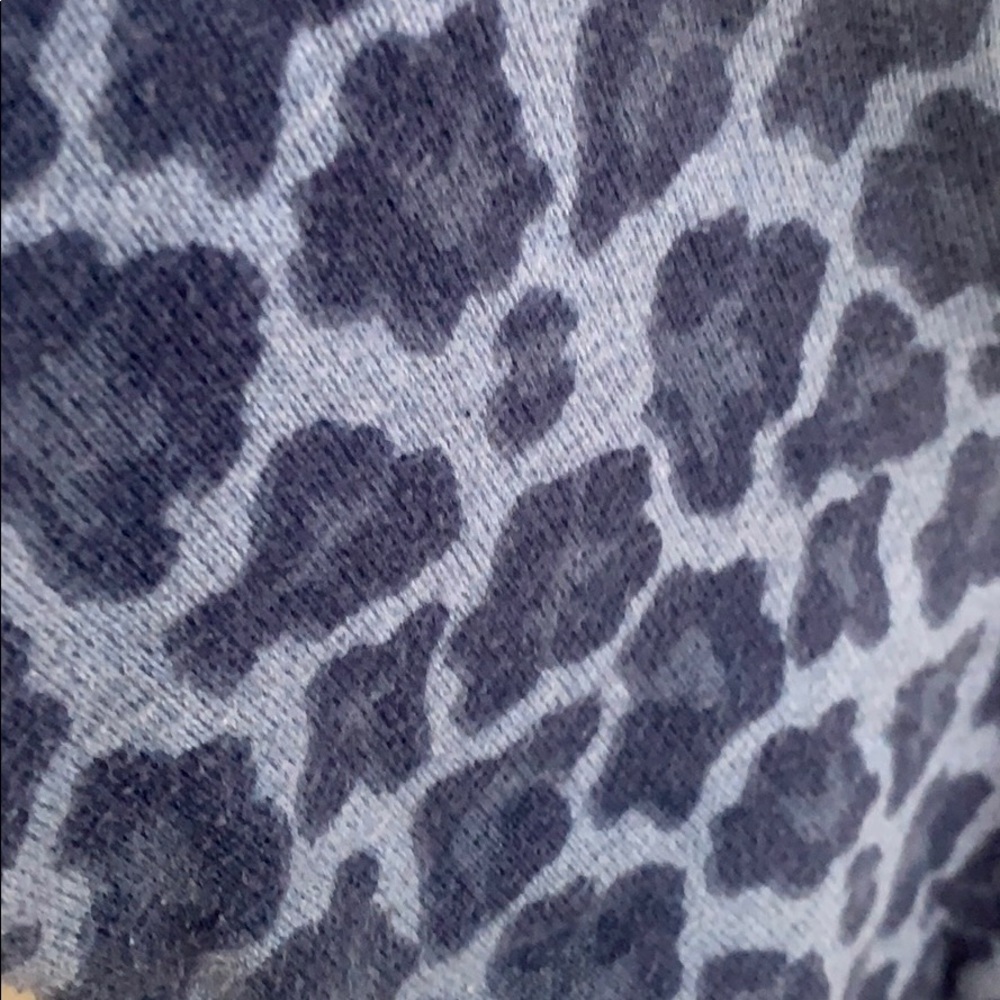 Women’s XL Liz Claiborne sweater - Picture 3 of 3